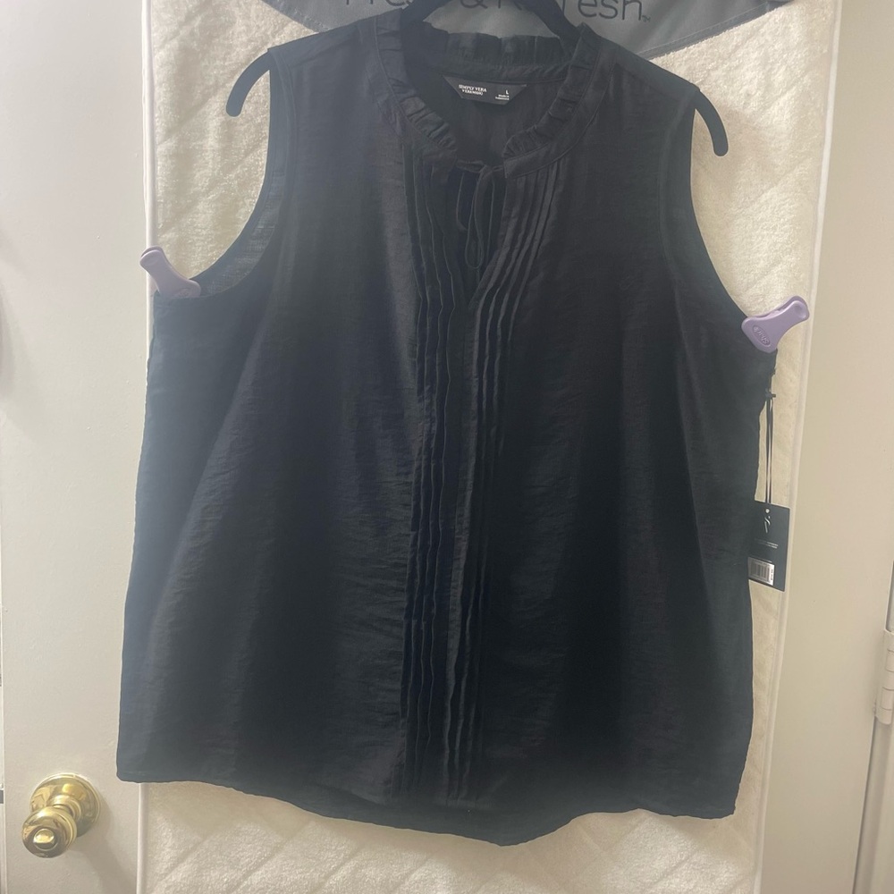 Simply Vera Vera Wang Black Sleeveless Blouse